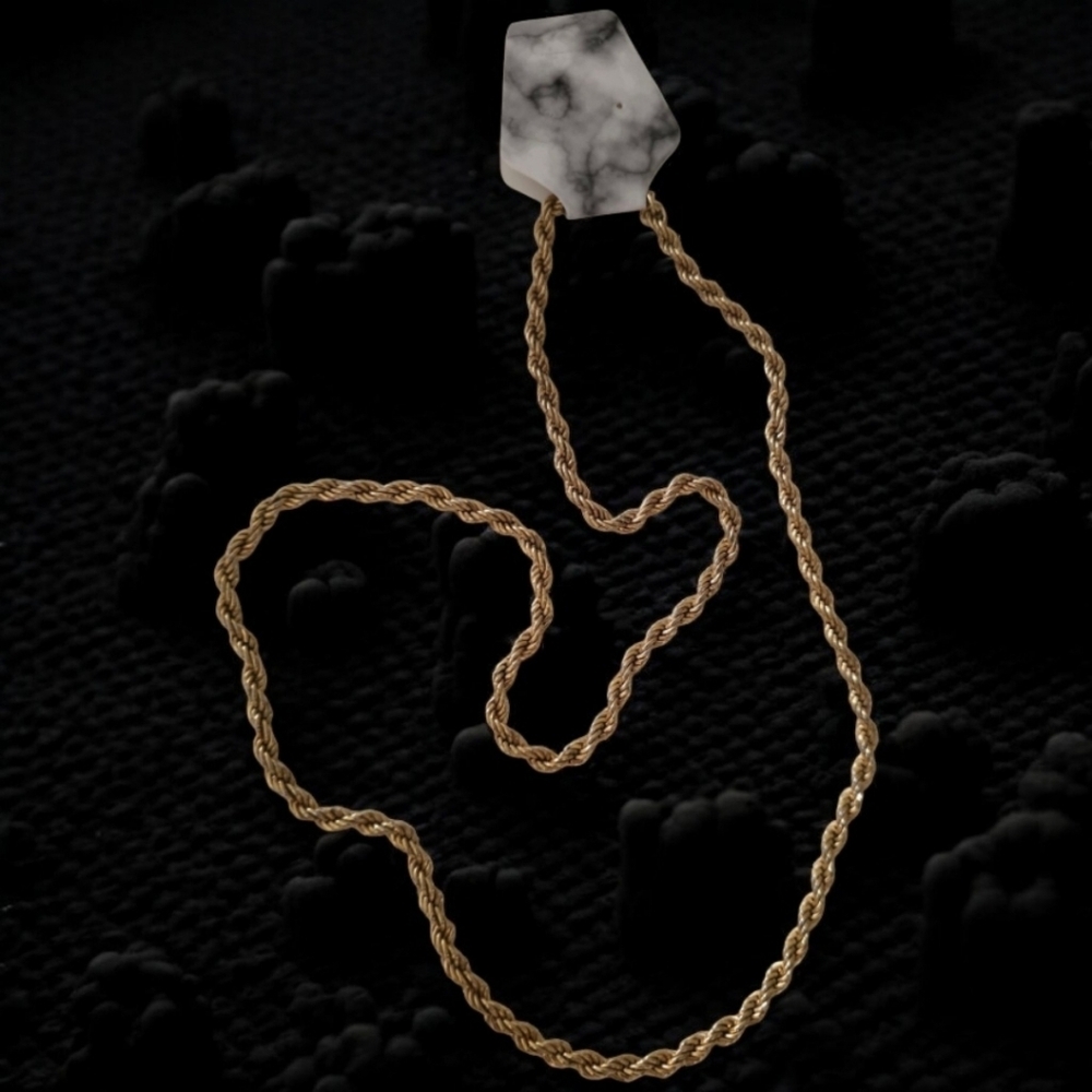 Vintage Monet Gold Rope Chain Necklace — Classic Twisted Chain, 1970s–1980s - Picture 2 of 16